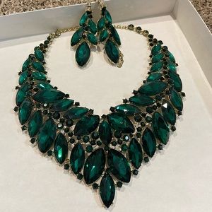 Necklace Set